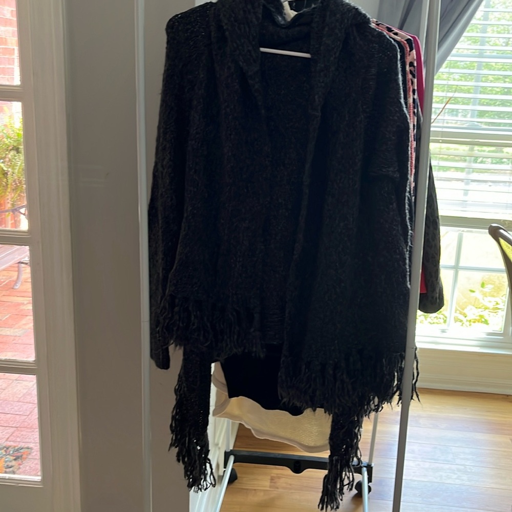 Nine West long sleeve sweater with hood cardigan
